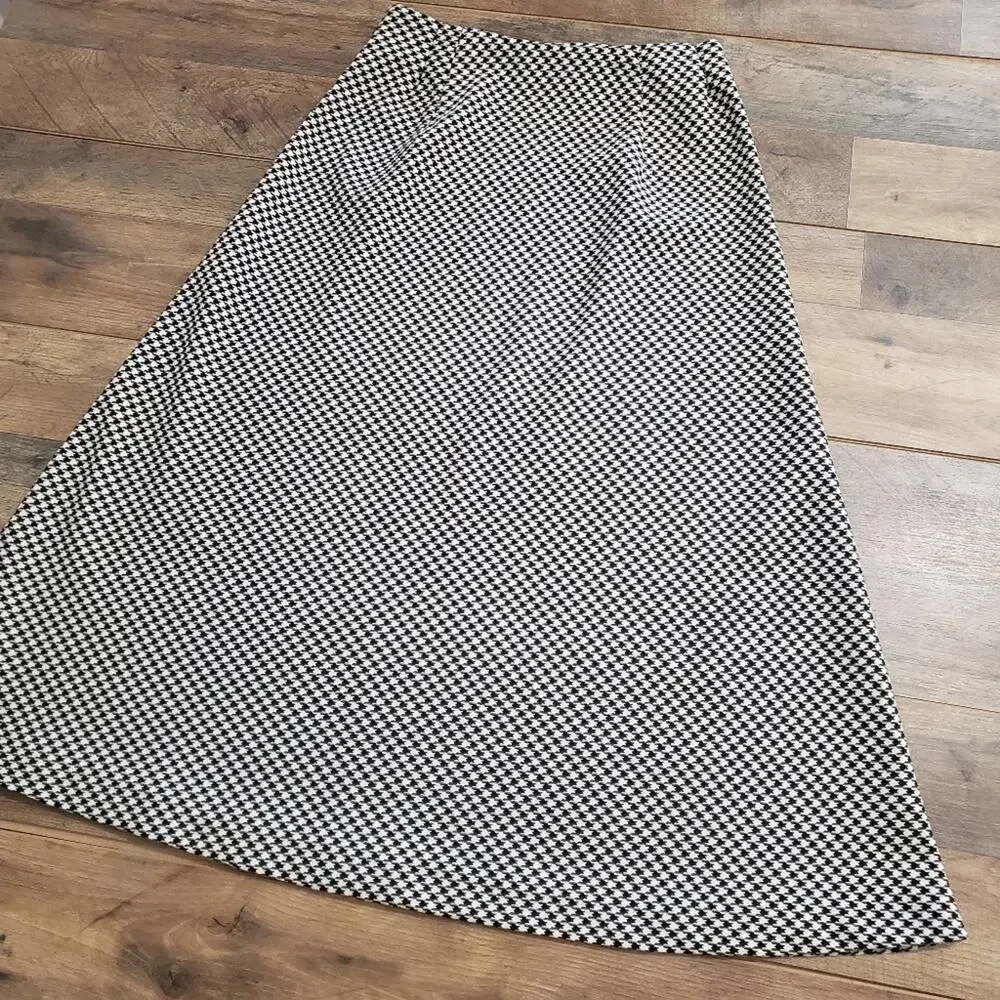 Carmen Marc Valvo Houndstooth‎ Black and White Midi Length A-Line Full Skirt 4 - Picture 6 of 9